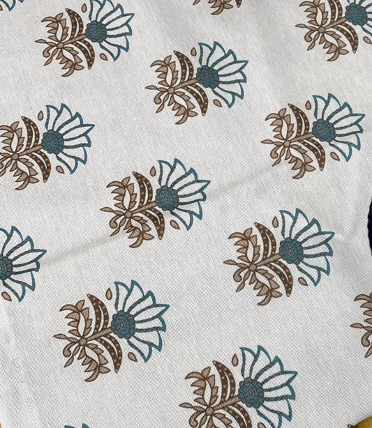 Camino de mesa estampado floral