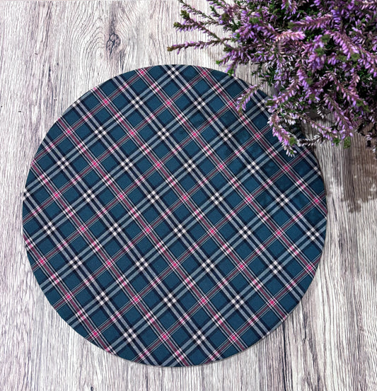 Funda bajo plato tartán